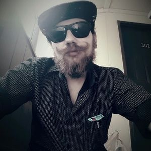 Meet your Posher, Nicholas